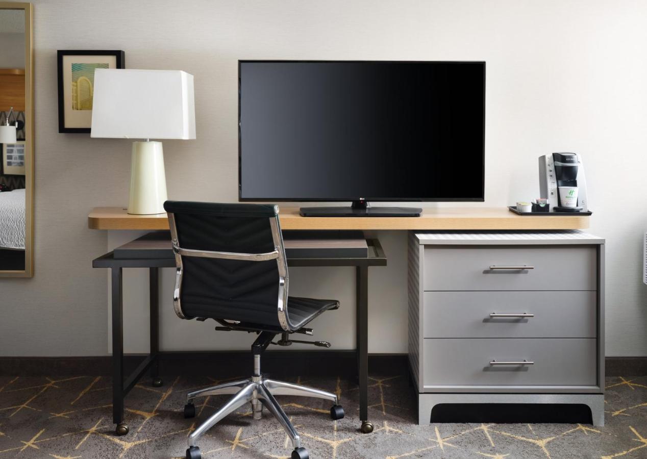 Holiday Inn Boston - Dedham Hotel & Conference Center By Ihg Luaran gambar