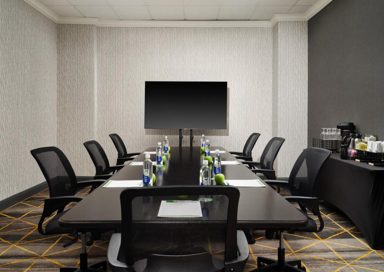 Holiday Inn Boston - Dedham Hotel & Conference Center By Ihg Luaran gambar