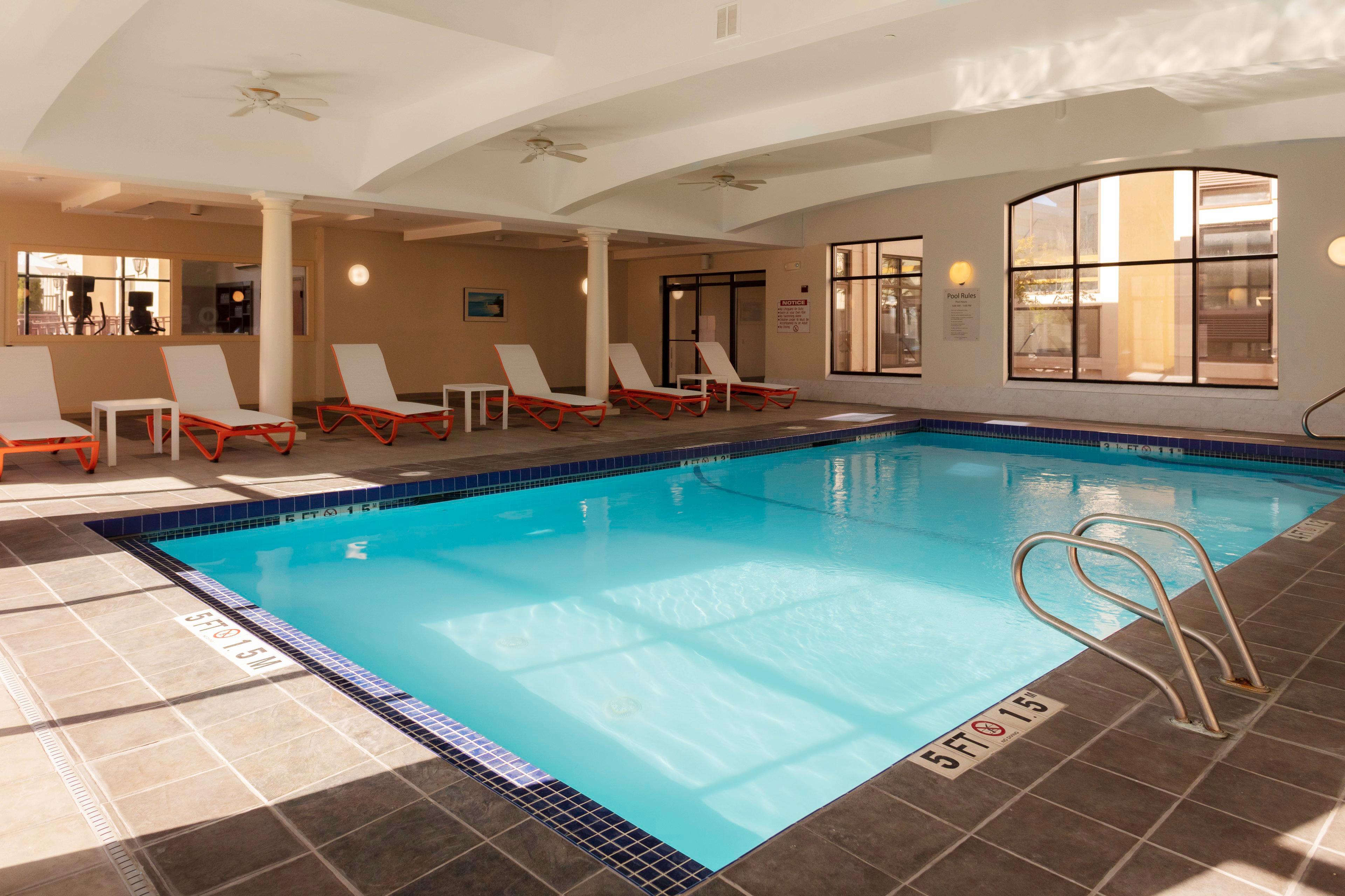 Holiday Inn Boston - Dedham Hotel & Conference Center By Ihg Luaran gambar
